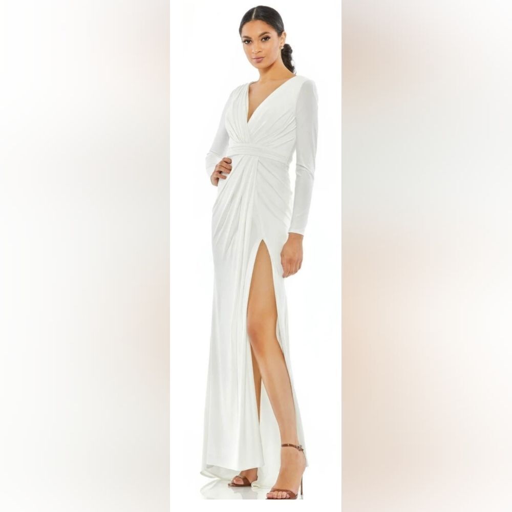 Mac Duggal 26554 V-Neck Long Sleeve High Slit Gown NWOT size 14 White